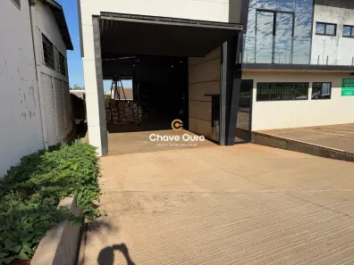 Galpão/Depósito/Armazém à venda, 696m² no Canadá, Cascavel