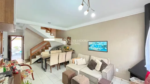 Casa de Condomínio com 3 Quartos à venda, 208m² no Guarujá, Porto Alegre