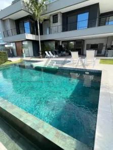 Casa com 5 Quartos à venda, 576m² no Jurerê Internacional, Florianópolis