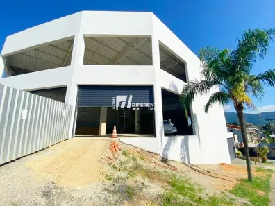 Ponto Comercial para alugar, 450m² no Campo Grande, Rio de Janeiro