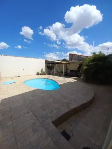 Casa com 3 Quartos para alugar, 183m² no Jardim Margarida, Campinas