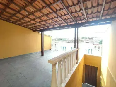 Casa com 2 Quartos para alugar, 100m² no Planalto, Belo Horizonte