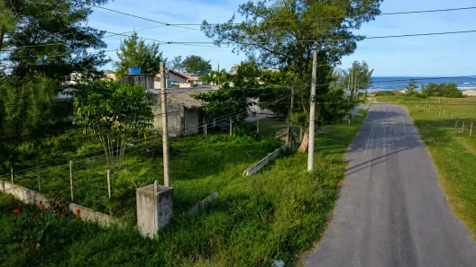 Lote/Terreno à venda, 375m² no Capão da Canoa, Capão da Canoa