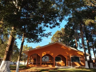 Fazenda/Sítio com 4 Quartos à venda, 216m² no Uvaranas, Ponta Grossa