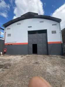 Galpão/Depósito/Armazém com 3 Quartos para alugar, 500m² no Antares, Maceió