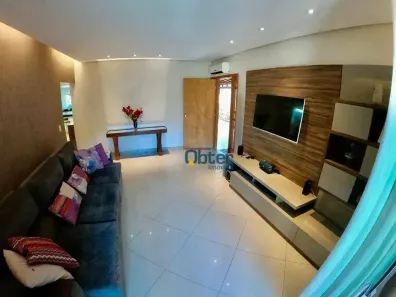 Casa de Condomínio com 3 Quartos à venda, 300m² no Serrinha, Goiânia