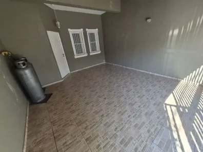 Casa com 3 Quartos para alugar, 300m² no Vila Progresso, Jundiaí