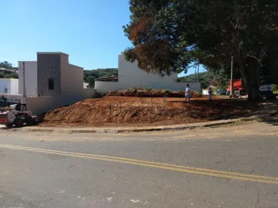 Lote/Terreno à venda, 245m² no Parque Jambeiro, Campinas