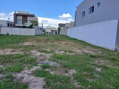 Lote/Terreno à venda, 250m² no Condomínio Primor das Torres, Cuiabá