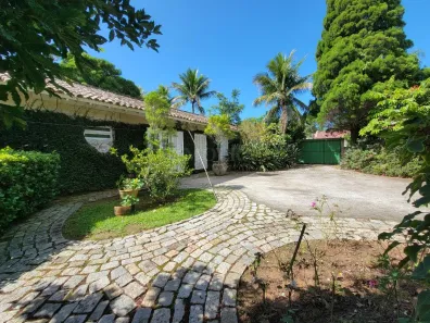 Casa com 2 Quartos à venda, 700m² no Lagoa da Conceição, Florianópolis