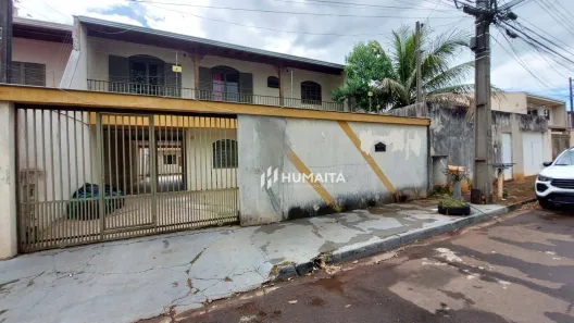Sobrado com 5 Quartos à venda, 224m² no Antares, Londrina