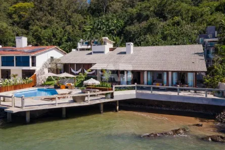 Casa com 5 Quartos para alugar, 1100m² no Cabeçudas, Itajaí