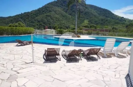 Lote/Terreno à venda, 605m² no Ubatiba, Maricá