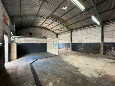 Galpão/Depósito/Armazém à venda, 150m² no Jardim Carolina, Bauru