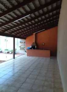 Casa com 4 Quartos para alugar, 300m² no Jundiaí, Anápolis