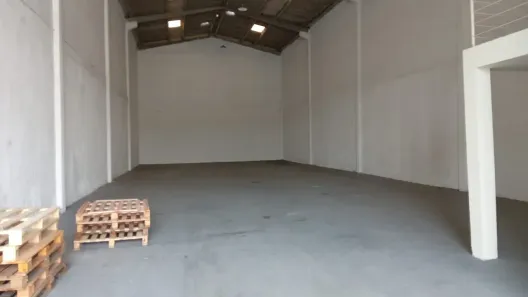 Galpão/Depósito/Armazém para alugar, 370m² no Fazendinha, Curitiba