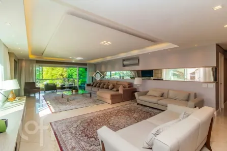 Apartamento com 3 Quartos para alugar, 271m² no Três Figueiras, Porto Alegre