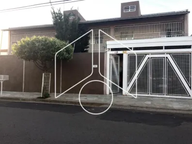 Casa com 3 Quartos à venda, 238m² no Alto Cafezal, Marília