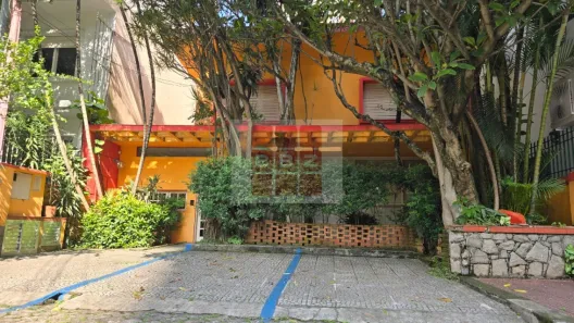 Sobrado com 4 Quartos à venda, 250m² no Perdizes, São Paulo