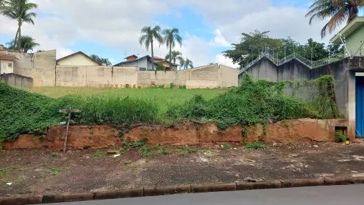 Lote/Terreno à venda, 900m² no Centro, Piracicaba
