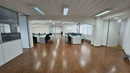 Ponto Comercial para alugar, 234m² no Cidade Monções, São Paulo