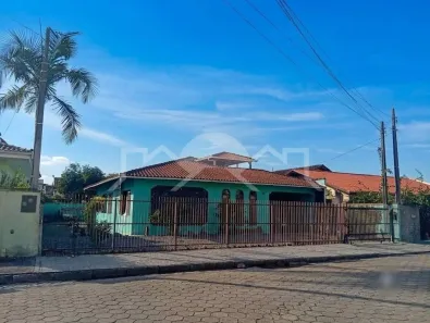 Casa com 2 Quartos à venda, 120m² no Floresta, Joinville
