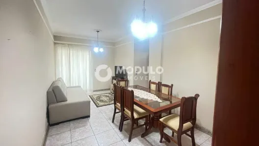 Apartamento com 2 Quartos para alugar, 70m² no Saraiva, Uberlândia