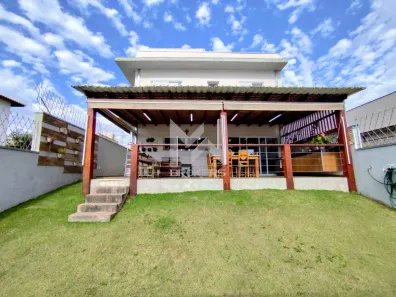Casa com 3 Quartos à venda, 181m² no Marambaia, Vinhedo