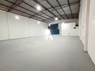 Galpão/Depósito/Armazém para alugar, 322m² no Tibery, Uberlândia