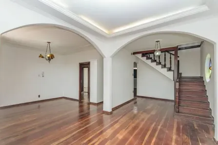 Casa com 4 Quartos à venda, 211m² no Candelária, Belo Horizonte