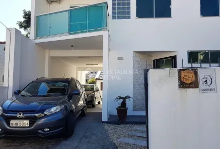 Casa com 3 Quartos à venda, 238m² no Agronômica, Florianópolis