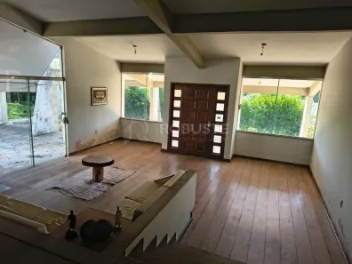 Casa com 4 Quartos para alugar, 2000m² no Jardim Bom Pastor, Botucatu