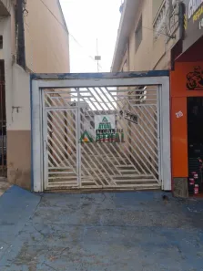 Casa com 2 Quartos para alugar, 30m² no Novo Bandeirantes, Cambé