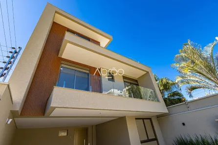 Casa com 3 Quartos à venda, 181m² no Boa Vista, Curitiba
