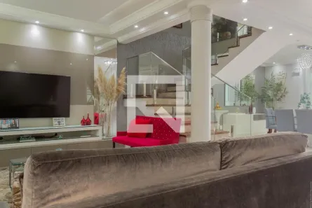 Casa com 5 Quartos à venda, 256m² no Independência, São Bernardo do Campo