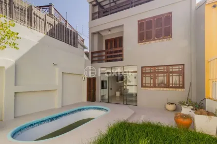 Casa com 4 Quartos à venda, 350m² no Chácara das Pedras, Porto Alegre