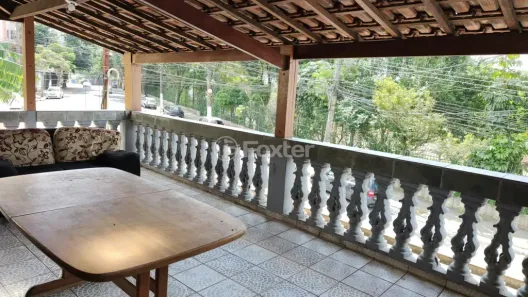 Casa com 3 Quartos à venda, 243m² no Vila Guarani (Z Sul), São Paulo