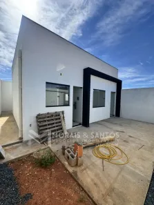 Casa com 2 Quartos à venda, 95m² no Santo Antônio, Montes Claros