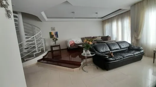 Sobrado com 3 Quartos à venda, 300m² no Vila Carrão, São Paulo
