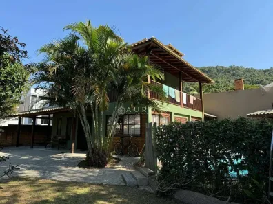 Casa com 4 Quartos à venda, 200m² no Rio Tavares, Florianópolis
