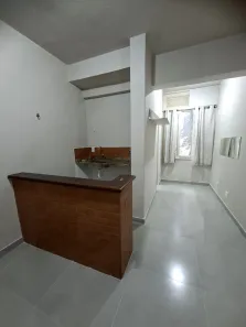 Kitnet com 1 Quarto para alugar, 25m² no Centro, Rio de Janeiro