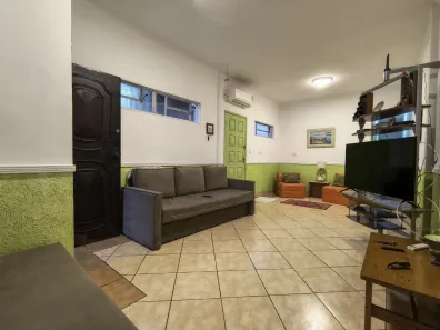 Casa com 2 Quartos à venda, 130m² no Guilhermina, Praia Grande