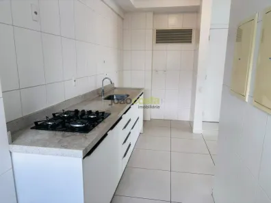 Apartamento com 3 Quartos para alugar, 78m² no Pagani, Palhoça