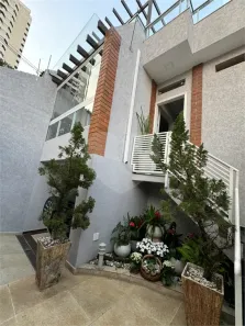 Sobrado com 4 Quartos à venda, 240m² no Jardim São Paulo(Zona Norte), São Paulo