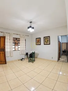 Casa com 2 Quartos para alugar, 141m² no Ouro Preto, Belo Horizonte