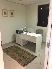 Sala Comercial para venda ou aluguel, 40m² no Vila Olímpia, São Paulo