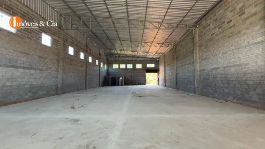 Galpão/Depósito/Armazém para alugar, 420m² no Caetetuba, Atibaia