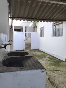 Casa com 2 Quartos para alugar, 75m² no Riacho das Pedras, Contagem