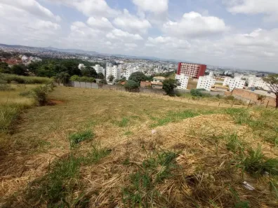 Lote/Terreno à venda, 2000m² no Cabral, Contagem