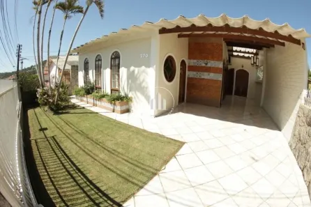 Casa com 3 Quartos à venda, 140m² no Forquilhinha, São José